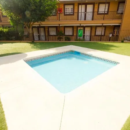 Beautiful 50 M From The In Casares Costa شقة *