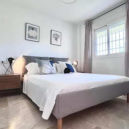 Beautiful 50 M From The In Casares Costa *